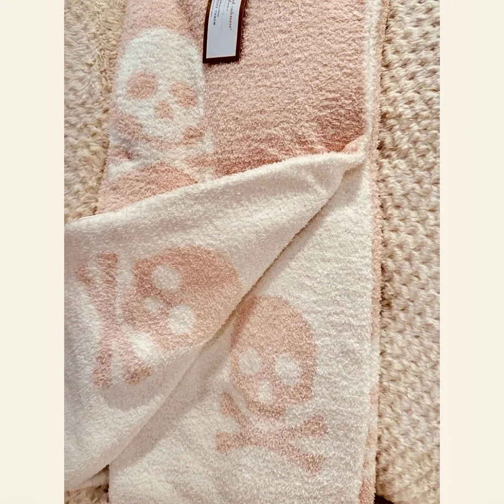 Cupcakes and Cashmere Skull & Crossbones blanket